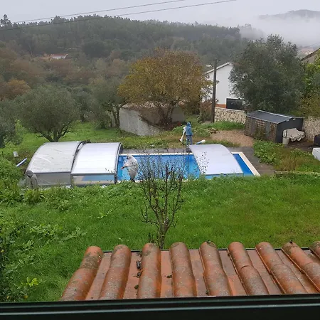 Domaine De La Quinta Fenix A Casinha Guest house